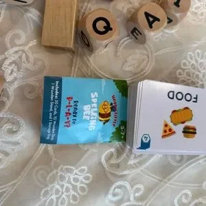 Chuckle & Roar Spelling Bee Dice Game - Learn To Spell With 100 Words & Letter Dice, Ages 3-7 - View #5